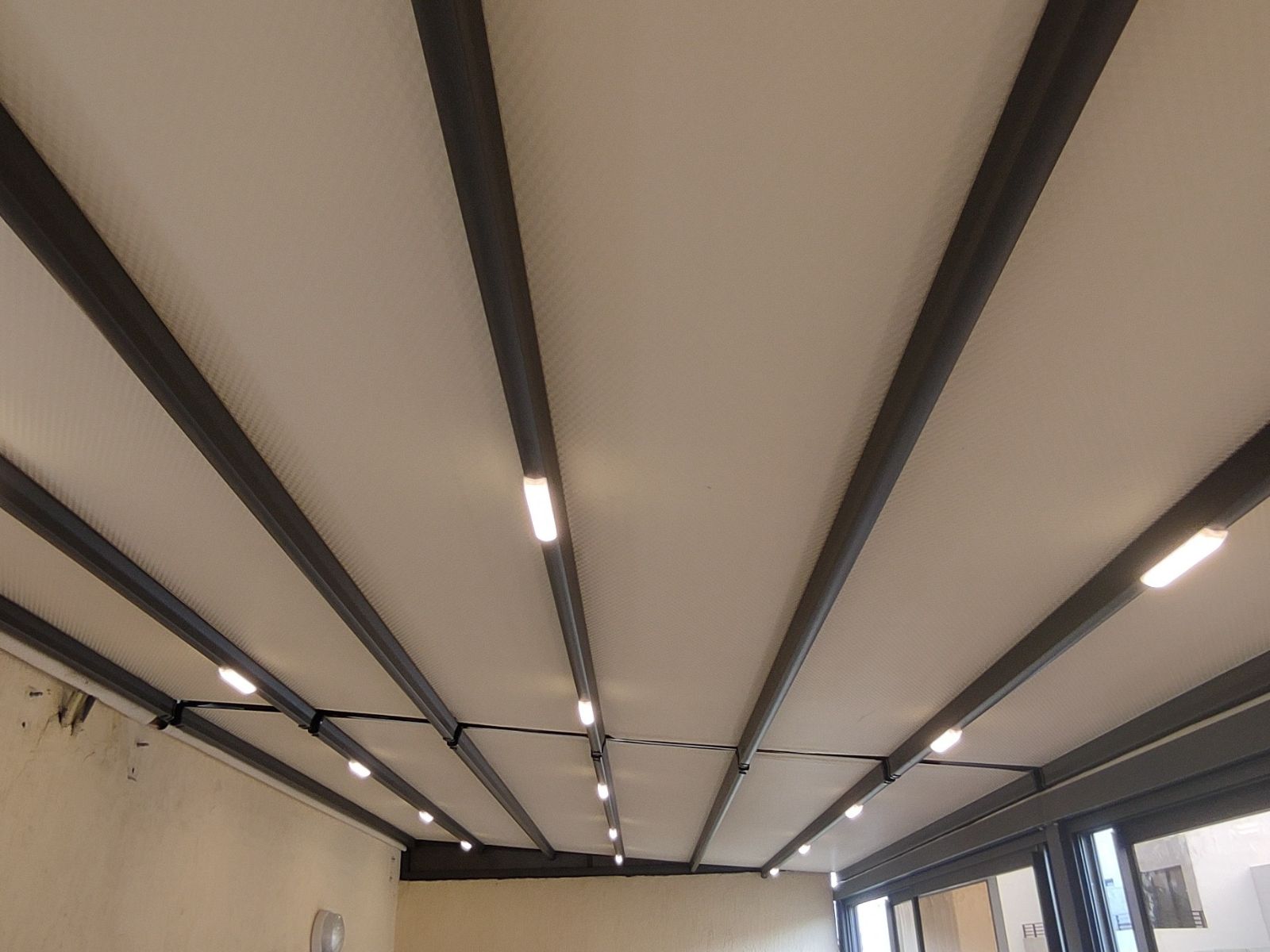 Appartement Casablanca — Pergola rétractable